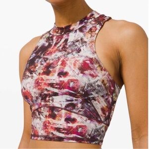 Lululemon crop top